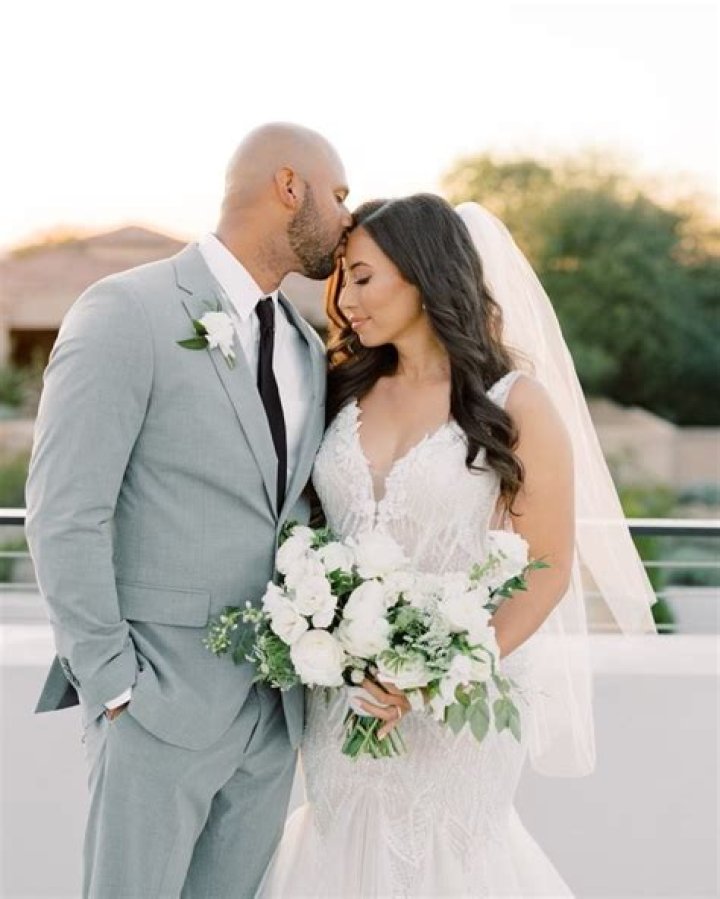 Akiem Hicks Wife: Is Akiem Hicks Married? Who Is Akiem Hicks’ Girlfriend?