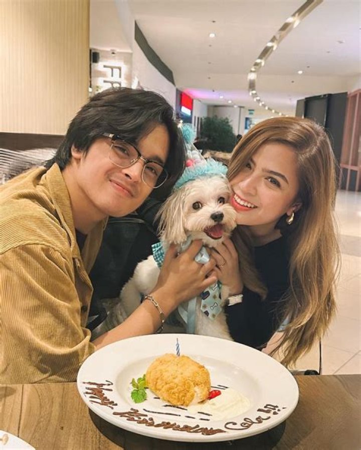 Alexa Ilacad Parents: Father Richard Ilacad And Mother Details