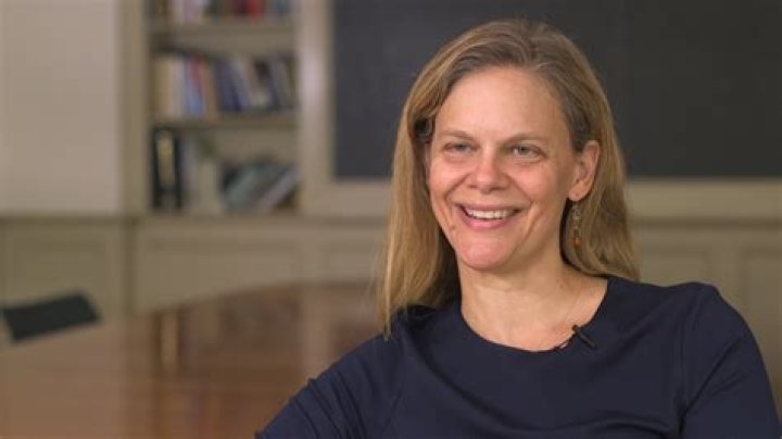 Beverly Gage Net Worth, Age, Birthday, Wikipedia, Who, Nationality, Biography