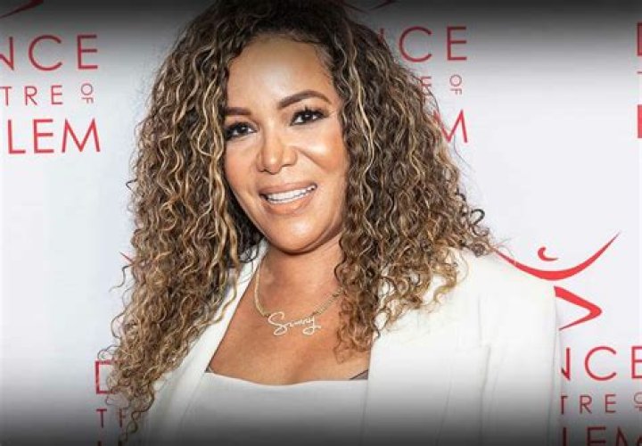 Crystal Lust (Instagram Star) Wiki, Bio, Age, Height, Weight, Measurements, Career, Net Worth, Facts