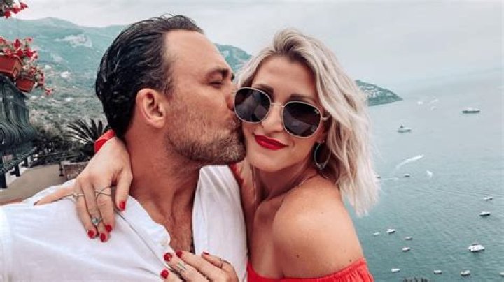 Didi Stone Height, Weight, Net Worth, Age, Birthday, Wikipedia, Who, Nationality, Biography