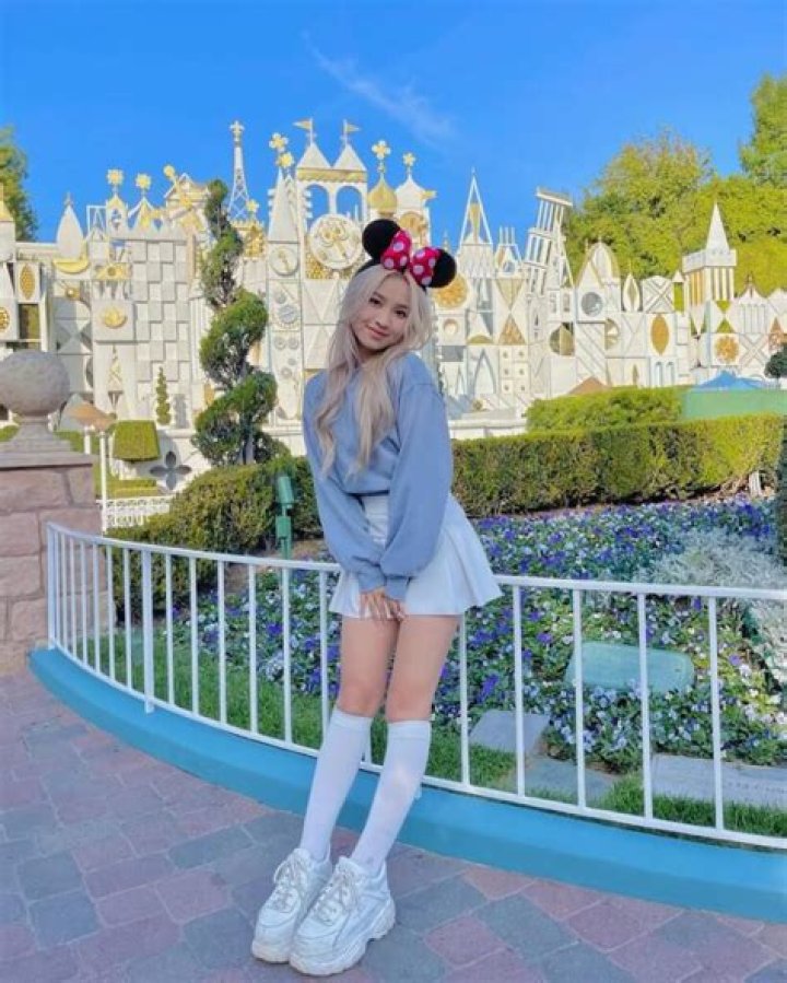 Helen Peng Height, Weight, Net Worth, Age, Birthday, Wikipedia, Who, Nationality, Biography