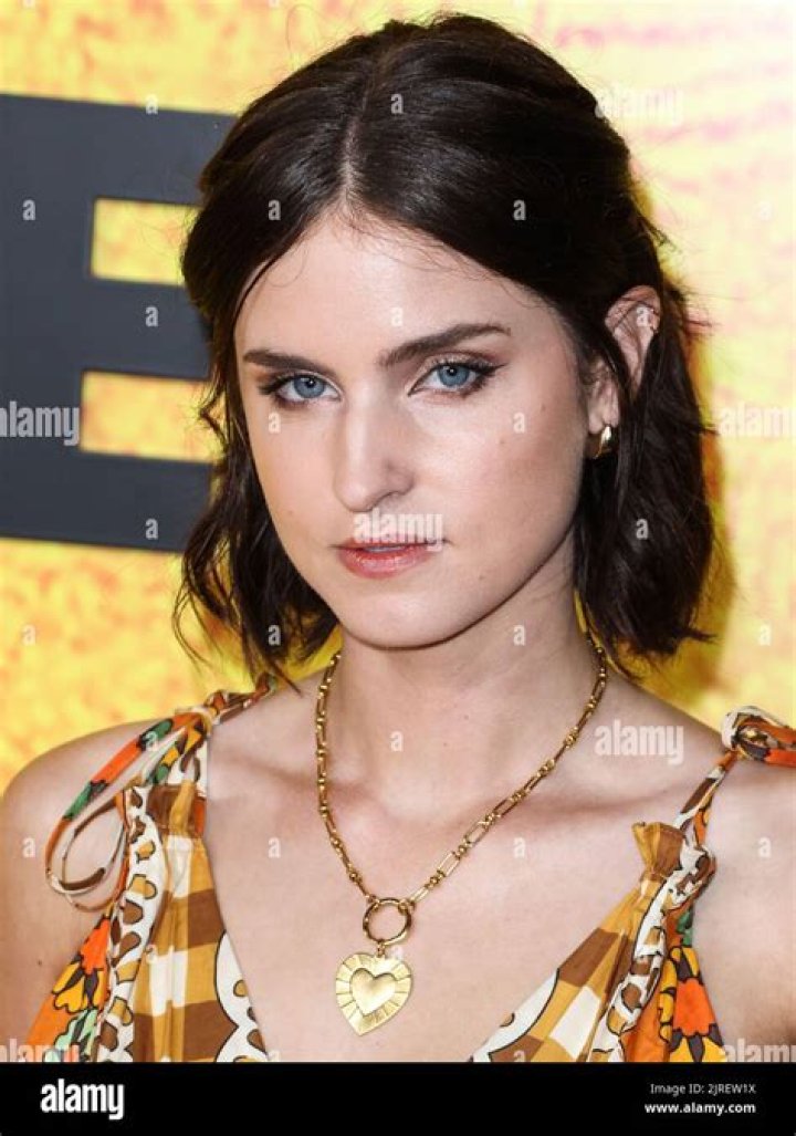 How Old Is Christina Kartchner? Her Age Sexuality & Relationship Details