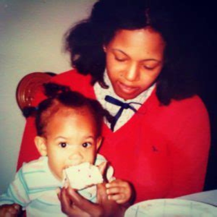 Is Crystal Hayslett Married to a husband? Her Age, Kids & Family also Inside