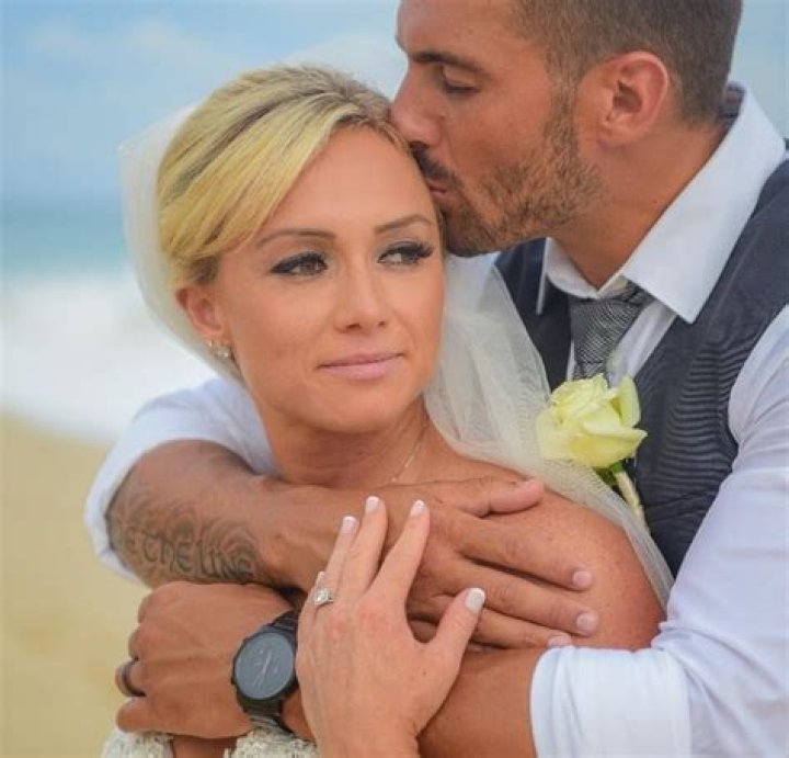 Joel Freeman is Married to Wife: Breanne Freeman. Kids.