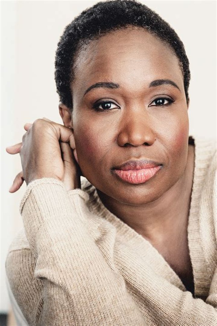 June Carryl Height, Weight, Net Worth, Age, Birthday, Wikipedia, Who, Instagram, Biography