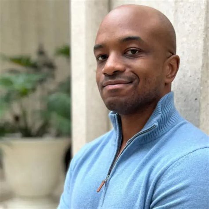 Lacari Twitch Age, Wiki, Biography, Girlfriend And Net Worth