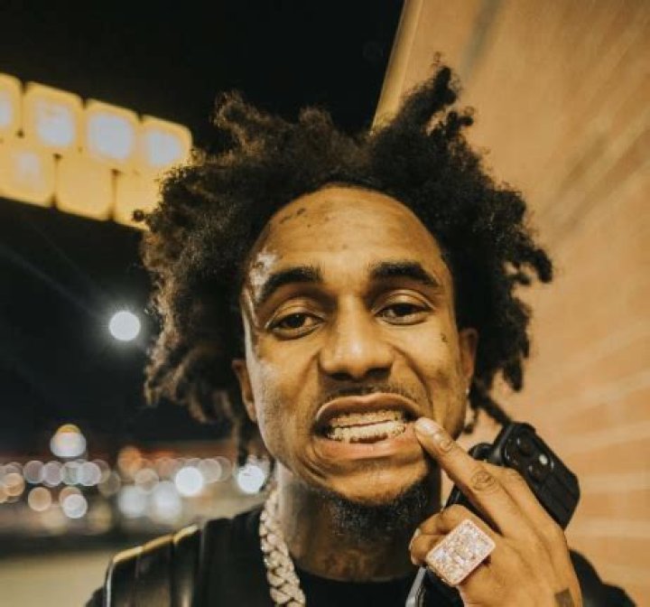 Loe Shimmy Height, Weight, Net Worth, Age, Birthday, Wikipedia, Who, Nationality, Biography