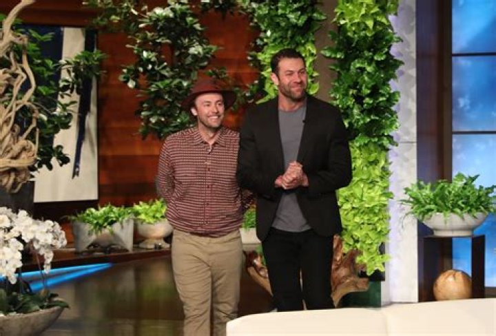 Luke Barton Married To Lee Ashe An examination