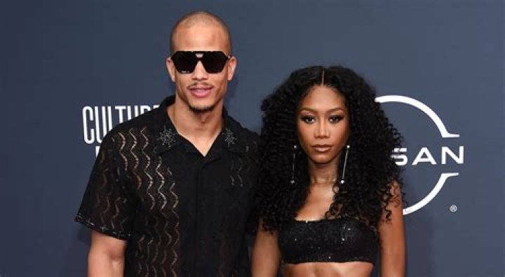 Muni Long Pregnancy Rumors Begin After Her Appearance On BET Awards