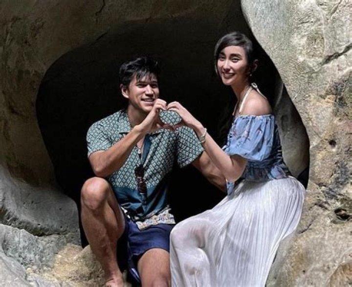 Who Is Christopher Quimbo Ex Girlfriend? Alodia Gosiengfiao Is Now Engaged – Family Business And Net Worth 2022